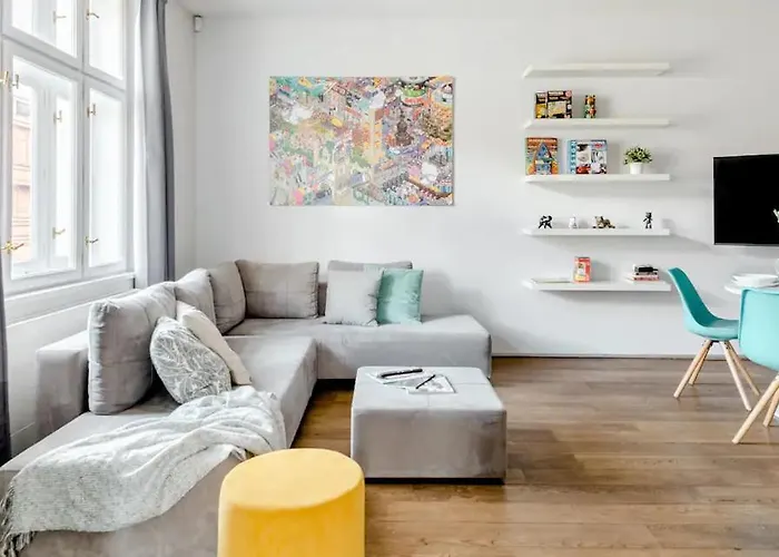 Prague Days - Designer Apt - 1Bdr - Workspace - Imac - Netflix